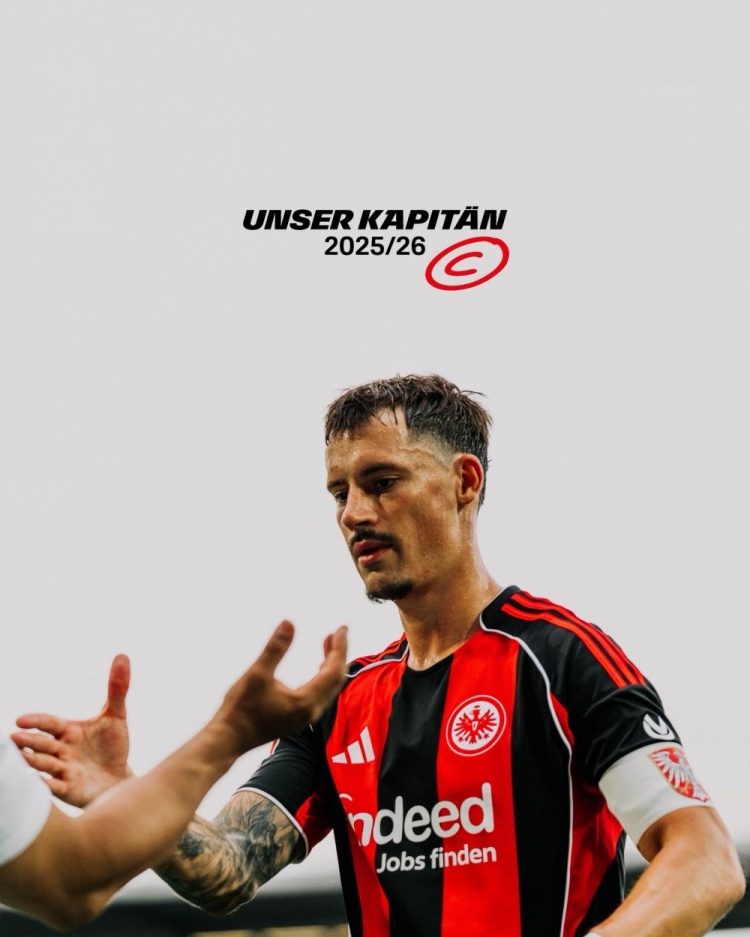 aoke-接替特拉普！官方：科赫成为法兰克福新任队长